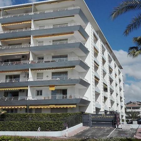 Grand Studio Climatise En Bord De Mer Avec Parking Securise Golfe-Juan Bagian luar foto